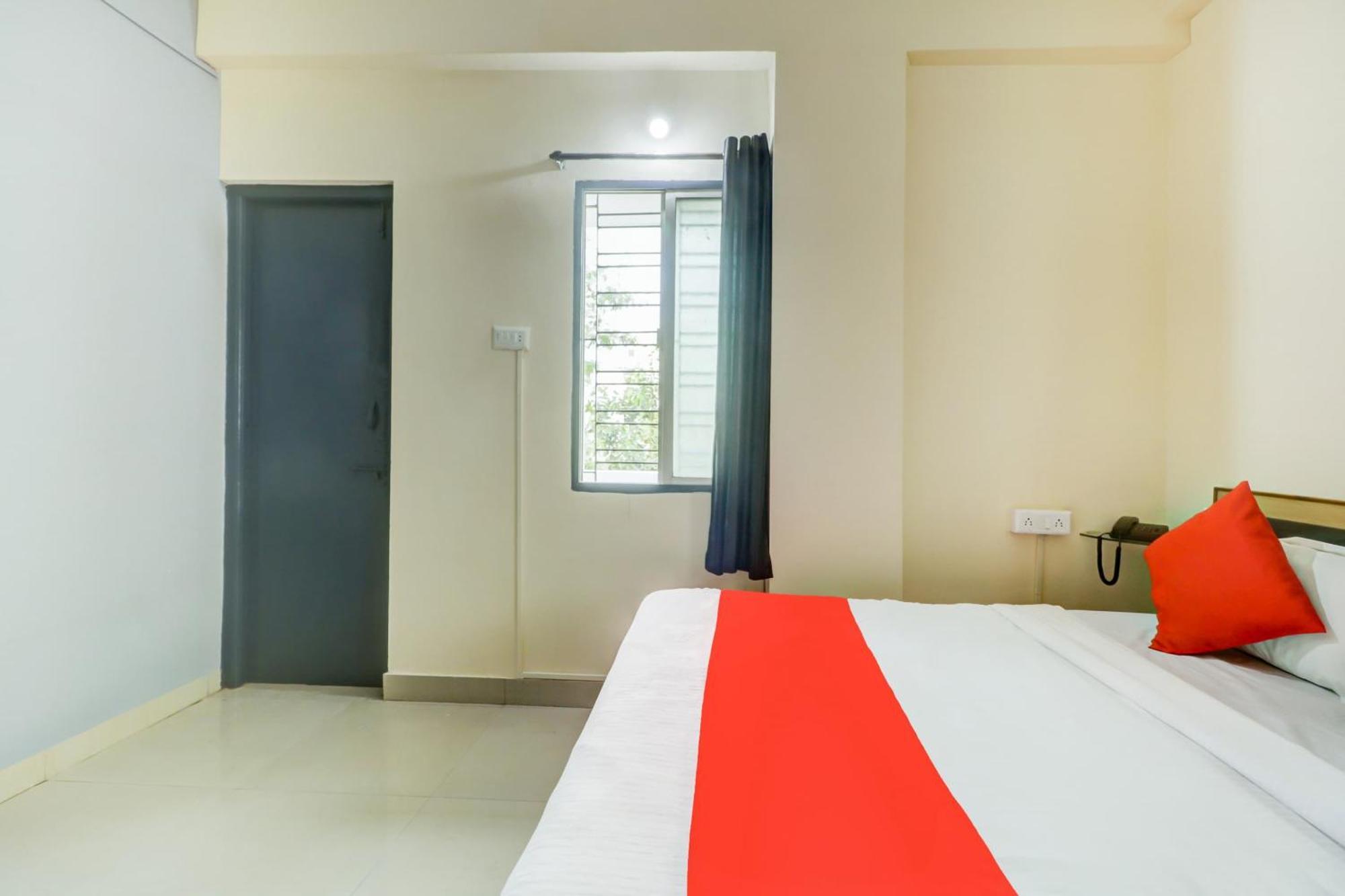 Hotel O The Crown Inn Nagpur Esterno foto