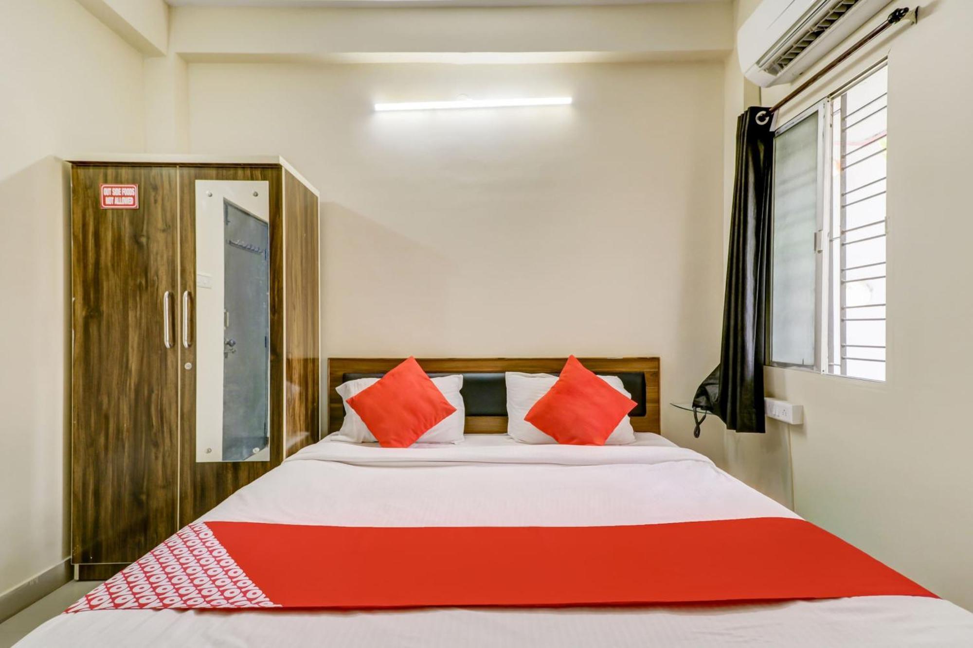 Hotel O The Crown Inn Nagpur Esterno foto