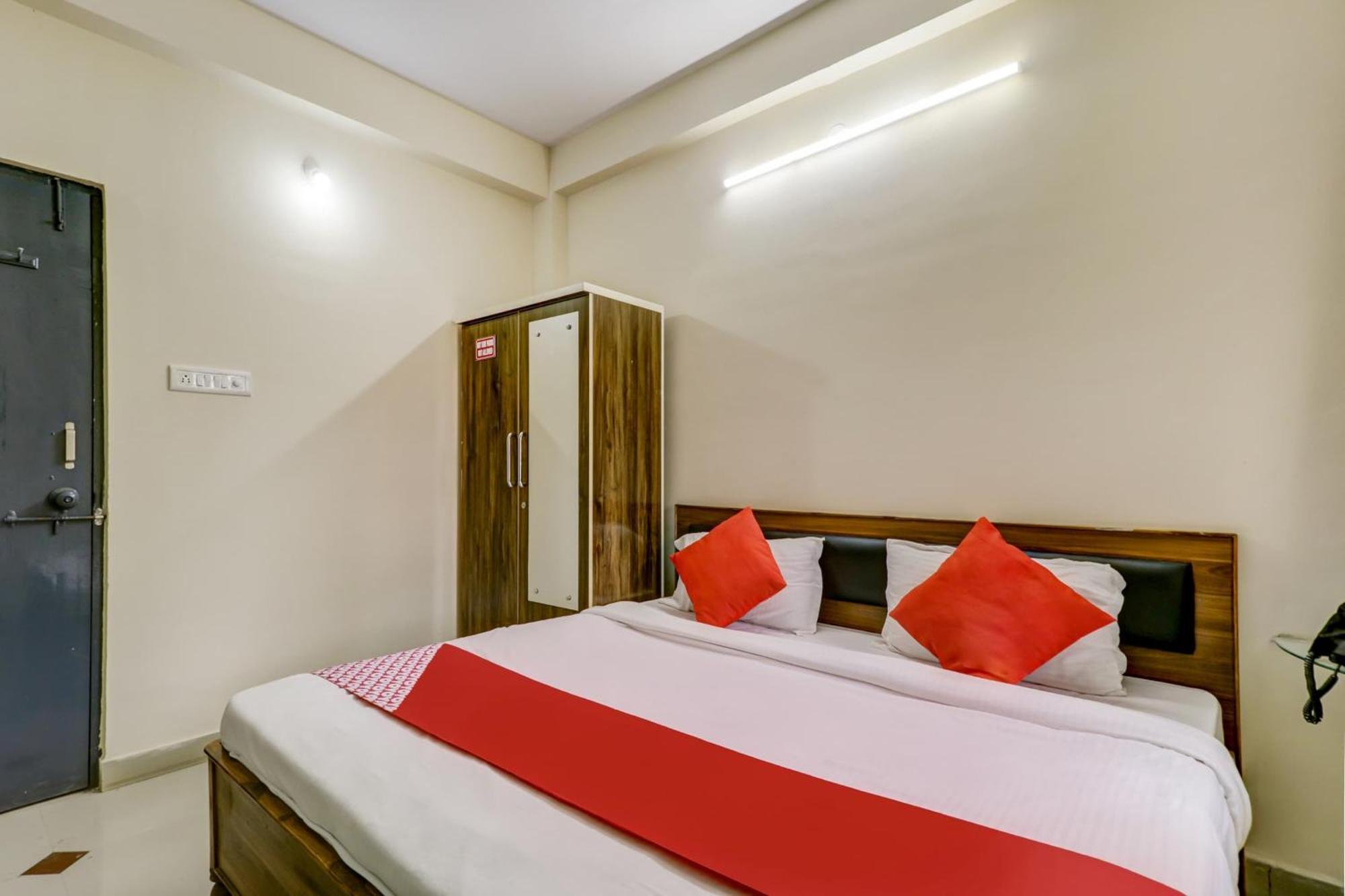 Hotel O The Crown Inn Nagpur Esterno foto