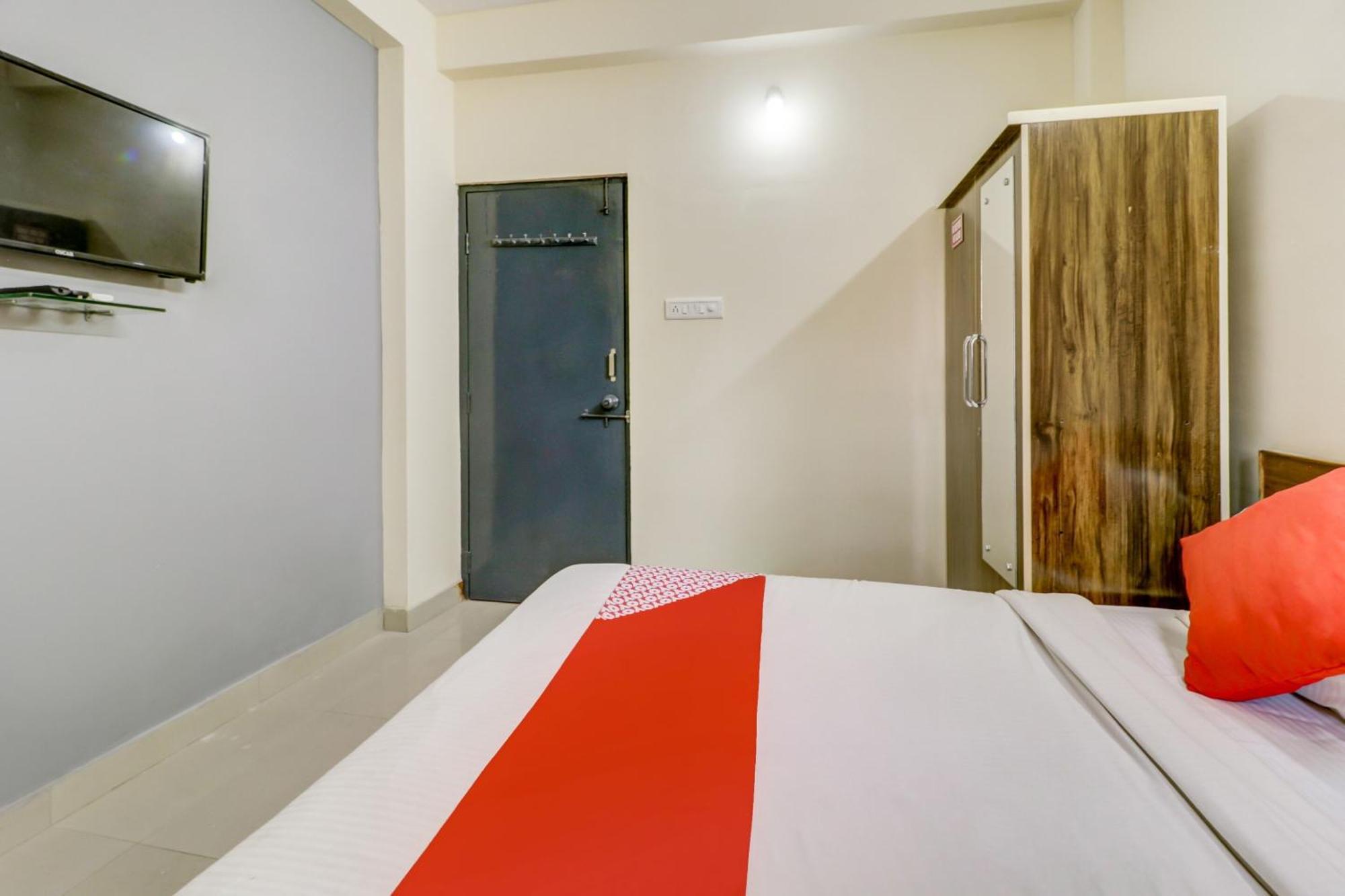 Hotel O The Crown Inn Nagpur Esterno foto
