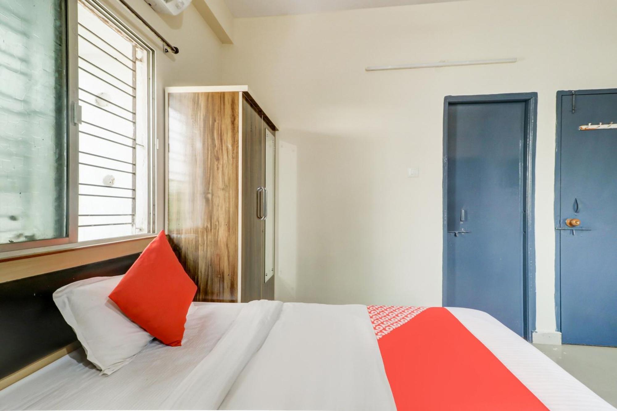 Hotel O The Crown Inn Nagpur Esterno foto